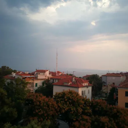 Leona Διαμέρισμα *
